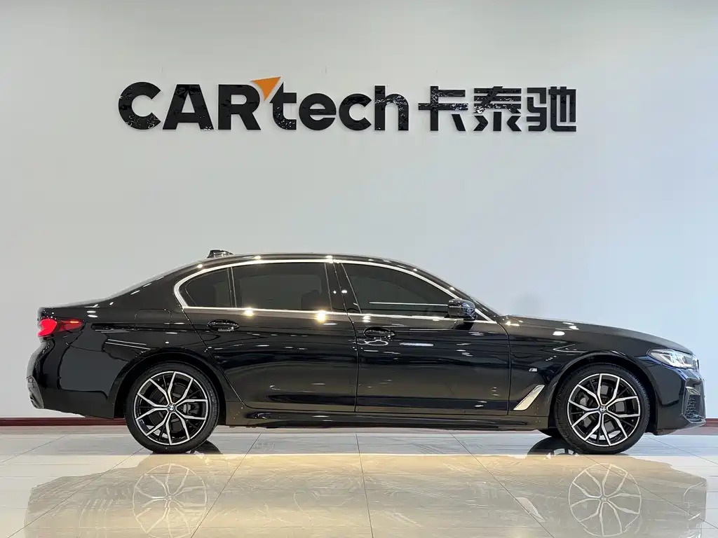 BMW 5 Series 2023