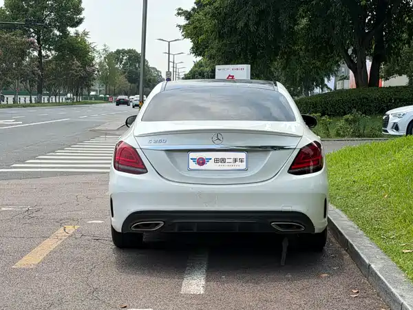 Mercedes-Benz C-Class 2022