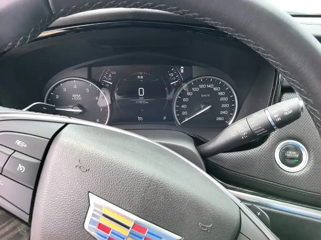 Cadillac XT5 2018 — фото 14