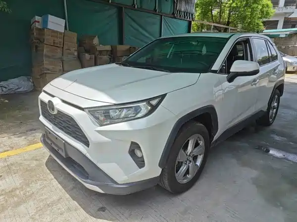Toyota RAV4 2021