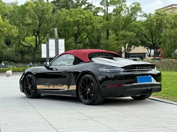 Porsche 718 2023