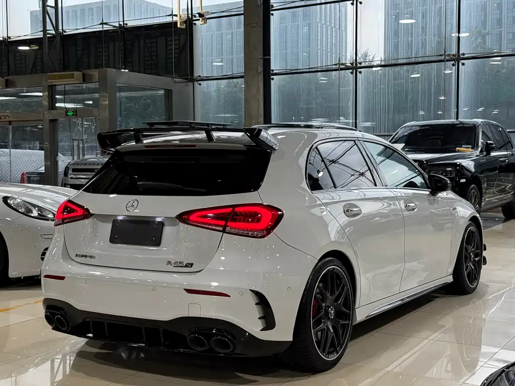 Mercedes-Benz A-Class AMG 2020 — фото 22