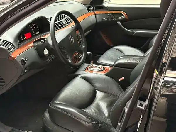 Mercedes-Benz S-Class 2004