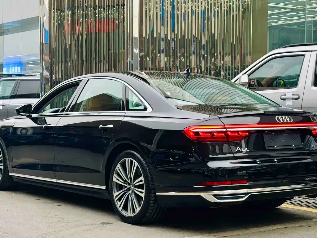 Audi A8 2019