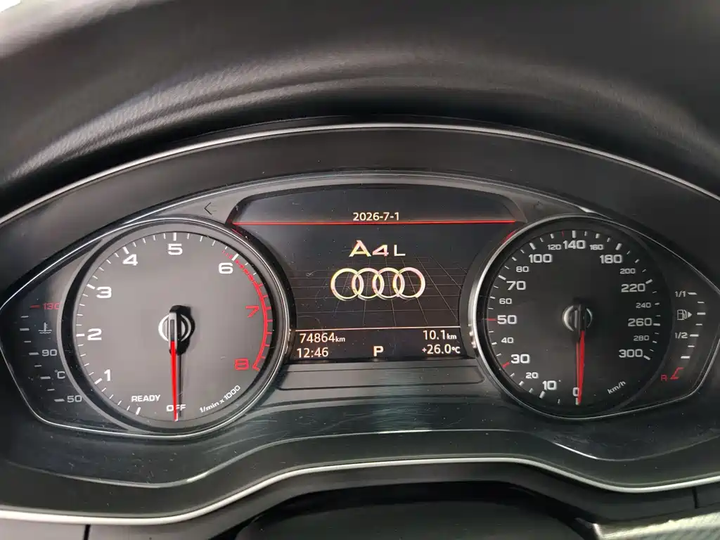 Audi A4L 2017 — фото 13