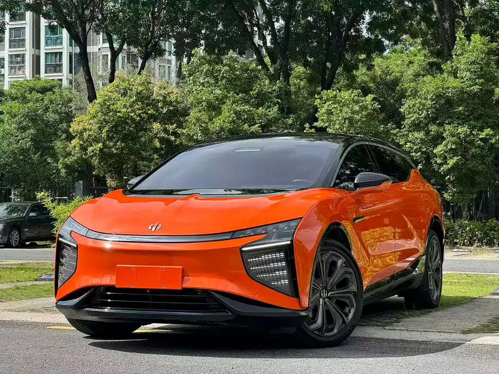 HiPhi X 2021