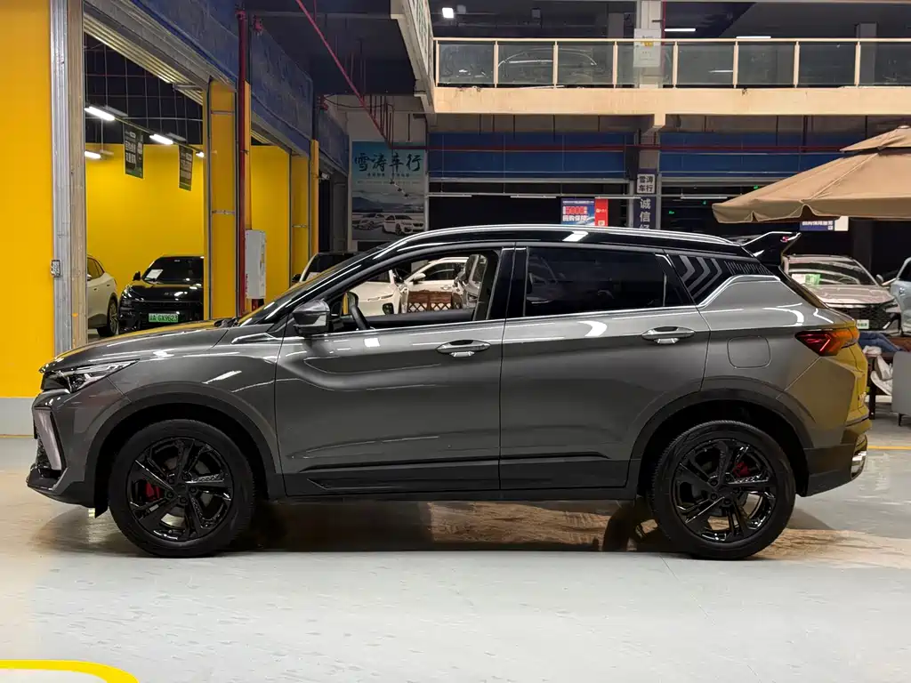 Geely Binyue 2022