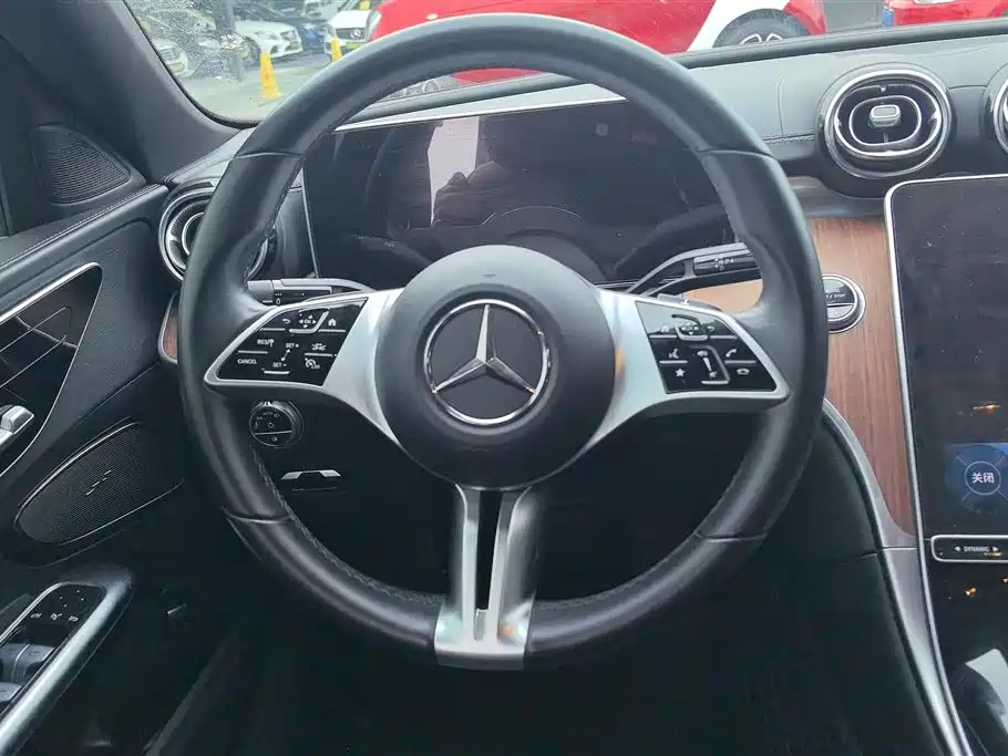 Mercedes-Benz C-Class 2023 — фото 15