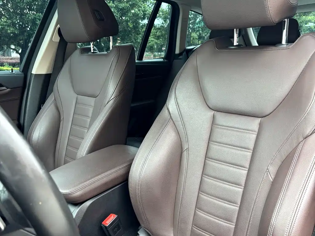 BMW X3 2019 — фото 11