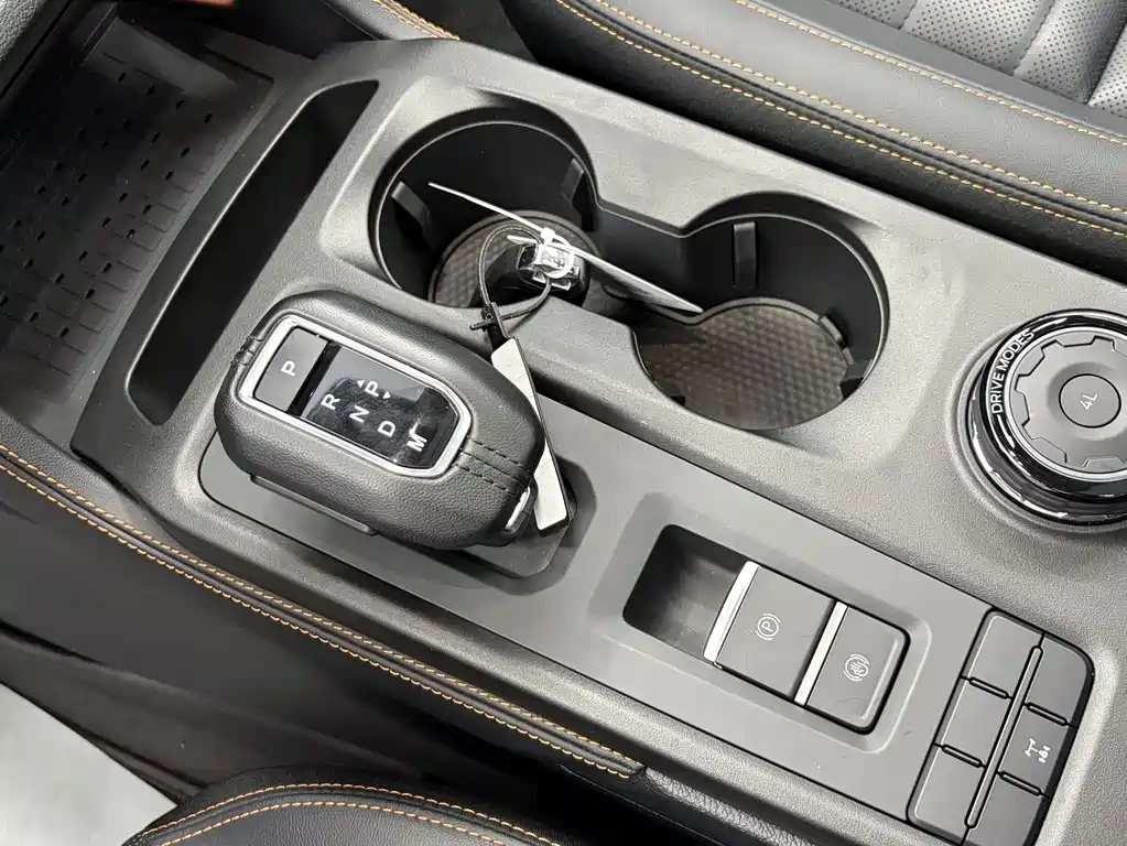 Ford Ranger 2024 — фото 13