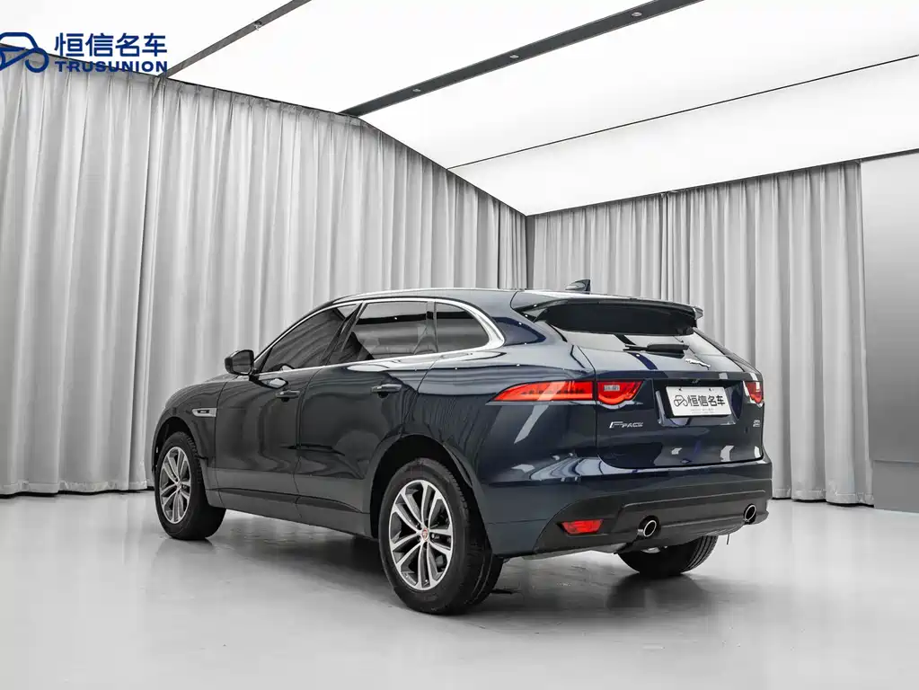 Jaguar F-PACE 2018 — фото 6
