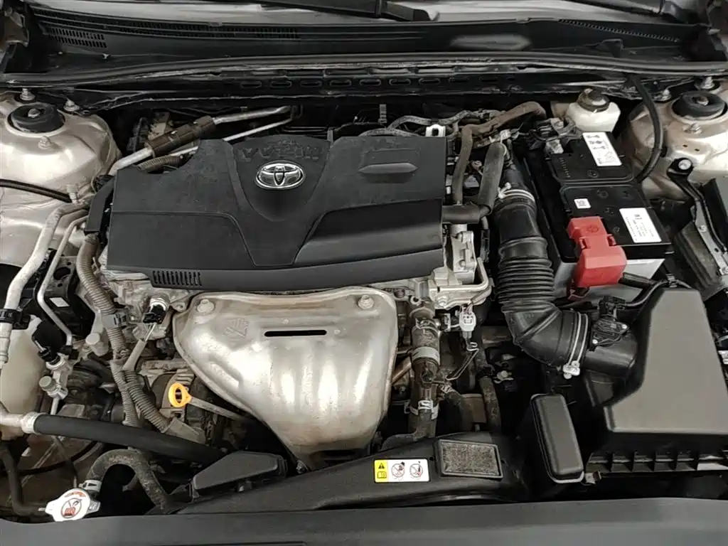 Toyota Camry 2018 — фото 20