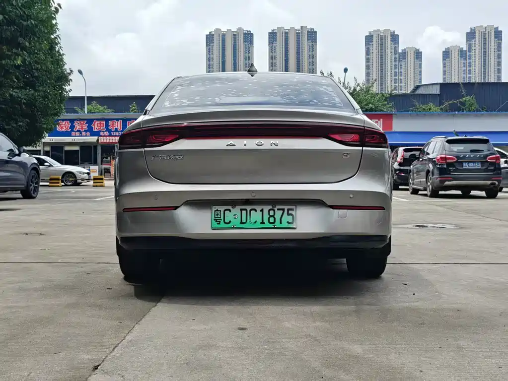Aion S 2022