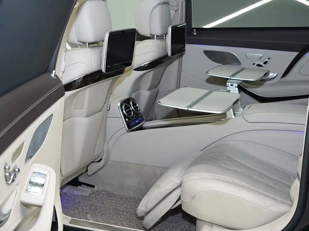 Mercedes-Benz Maybach S-Class 2017 — фото 30
