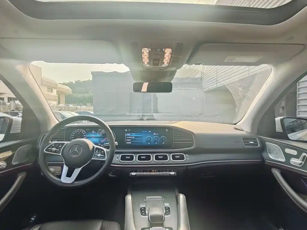 Mercedes-Benz GLE 2020 — фото 14