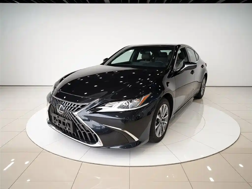 Lexus ES 2023 — фото 2