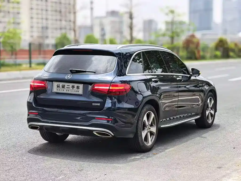 Mercedes-Benz GLC 2017 — фото 7