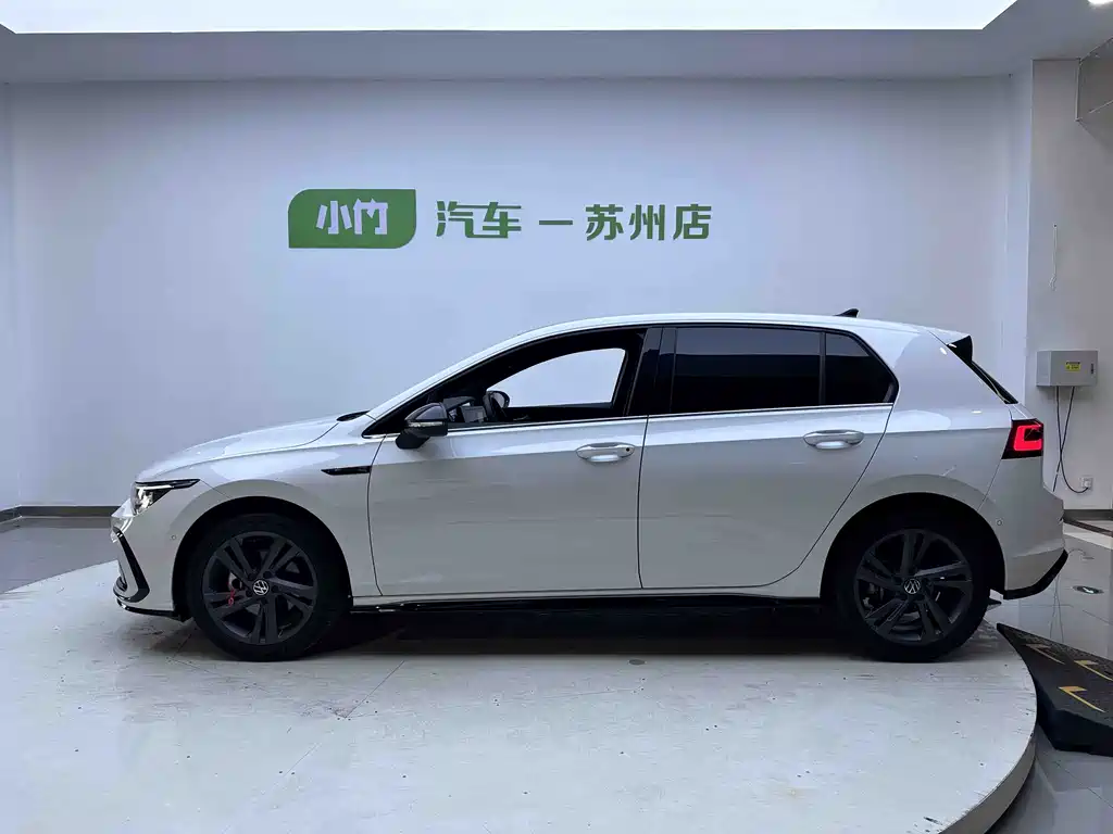 Volkswagen Golf 2023