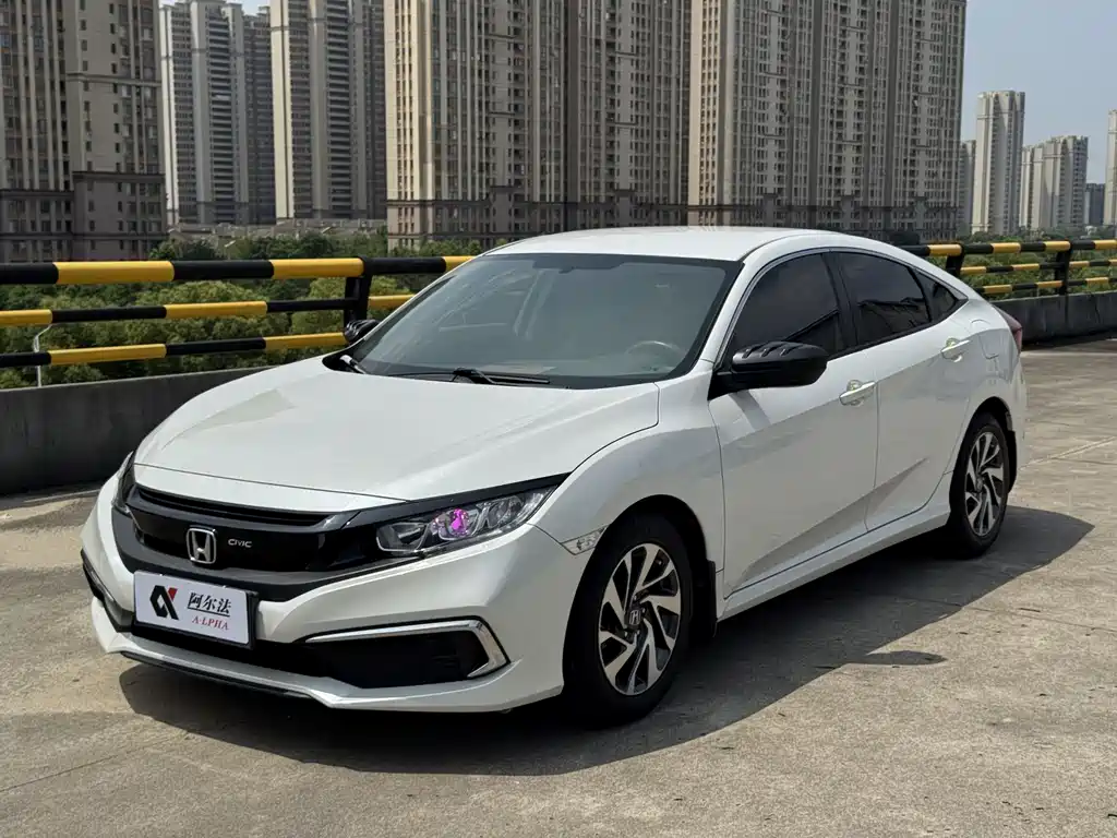 Honda Civic 2021 — фото 1