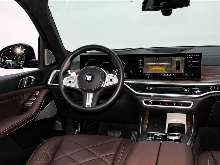 BMW X5 2025 — фото 31