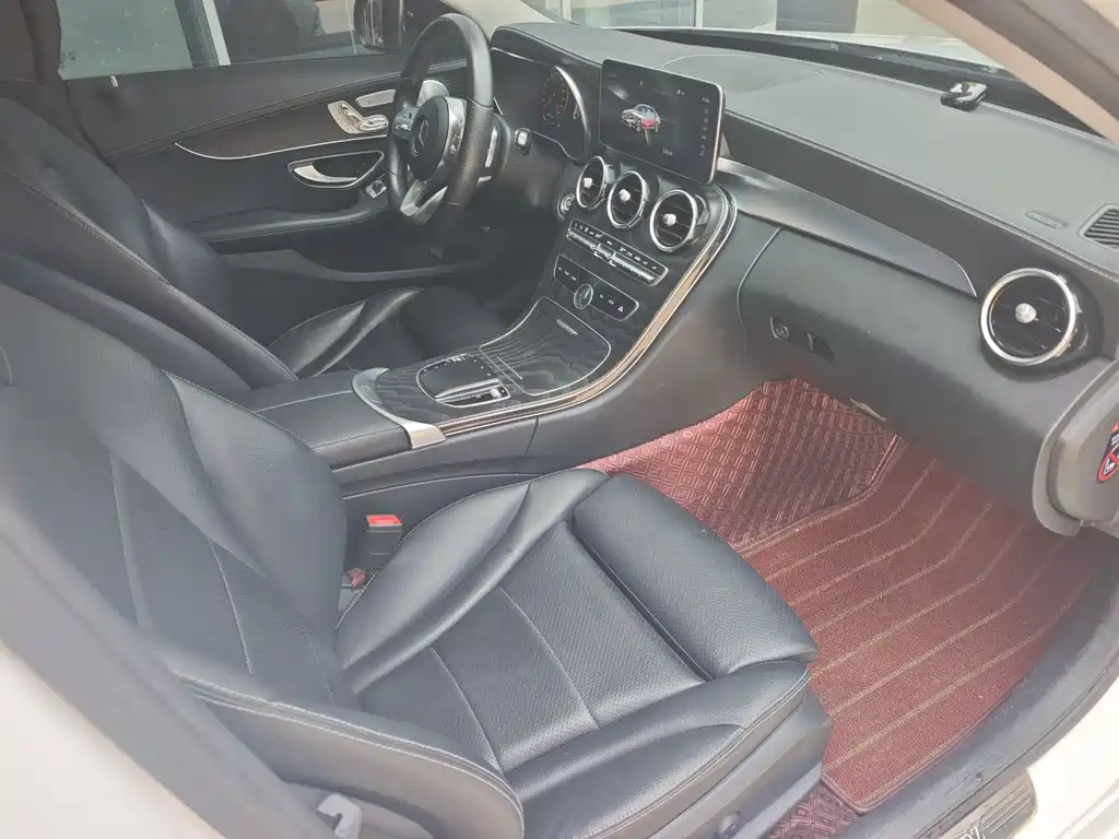Mercedes-Benz C-Class 2020 — фото 17