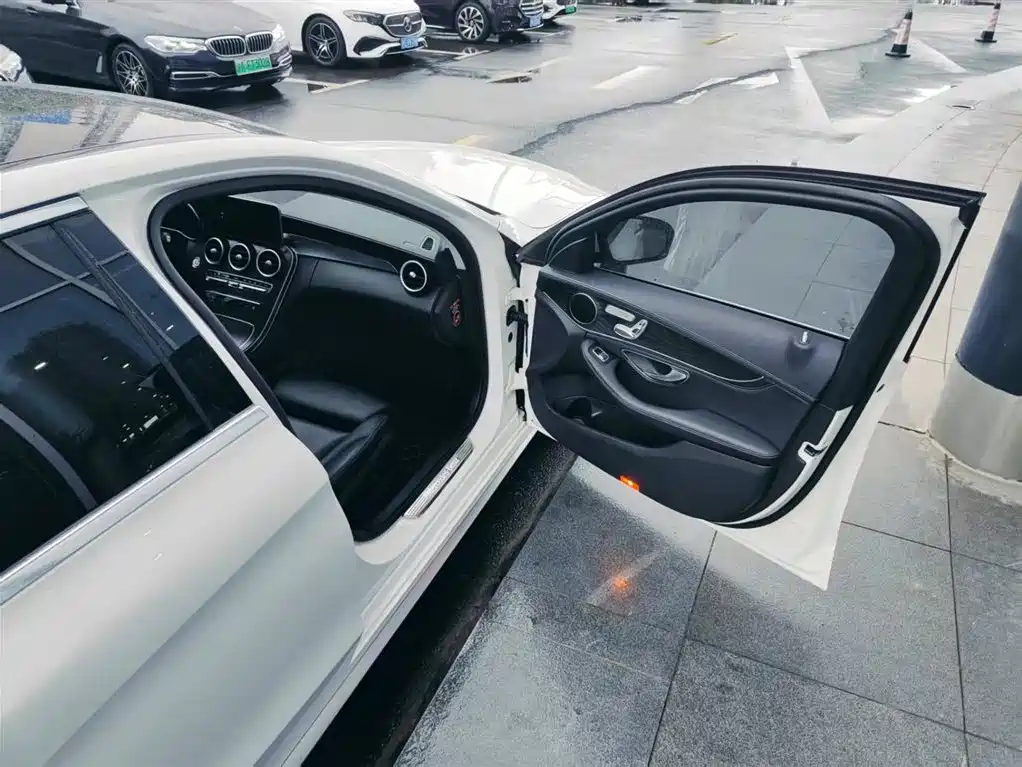 Mercedes-Benz C-Class 2020 — фото 22