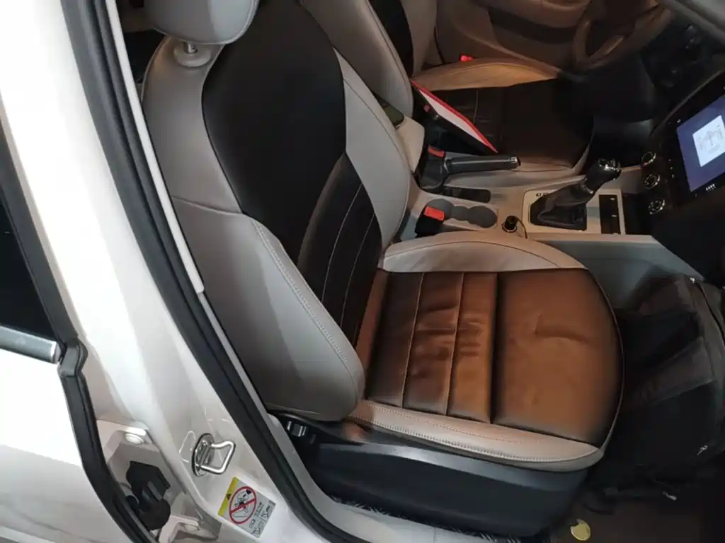 Skoda Octavia 2015 — фото 25