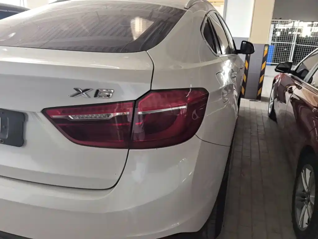 BMW X6 2015 — фото 8