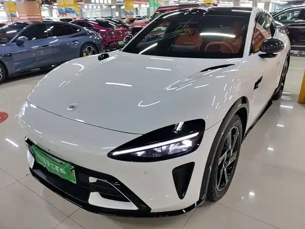 Xiaomi YU7 2025