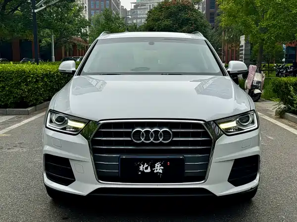 Audi Q3 2016
