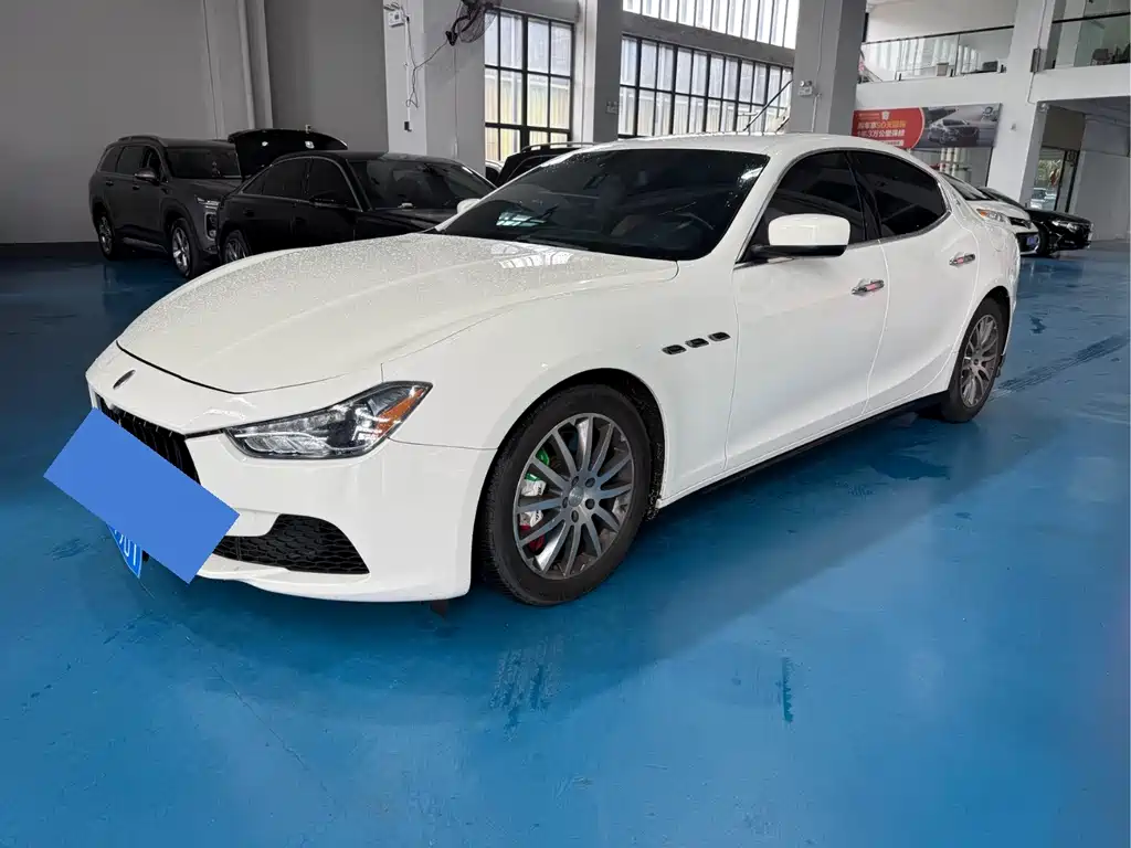 Maserati Ghibli 2014 — фото 1