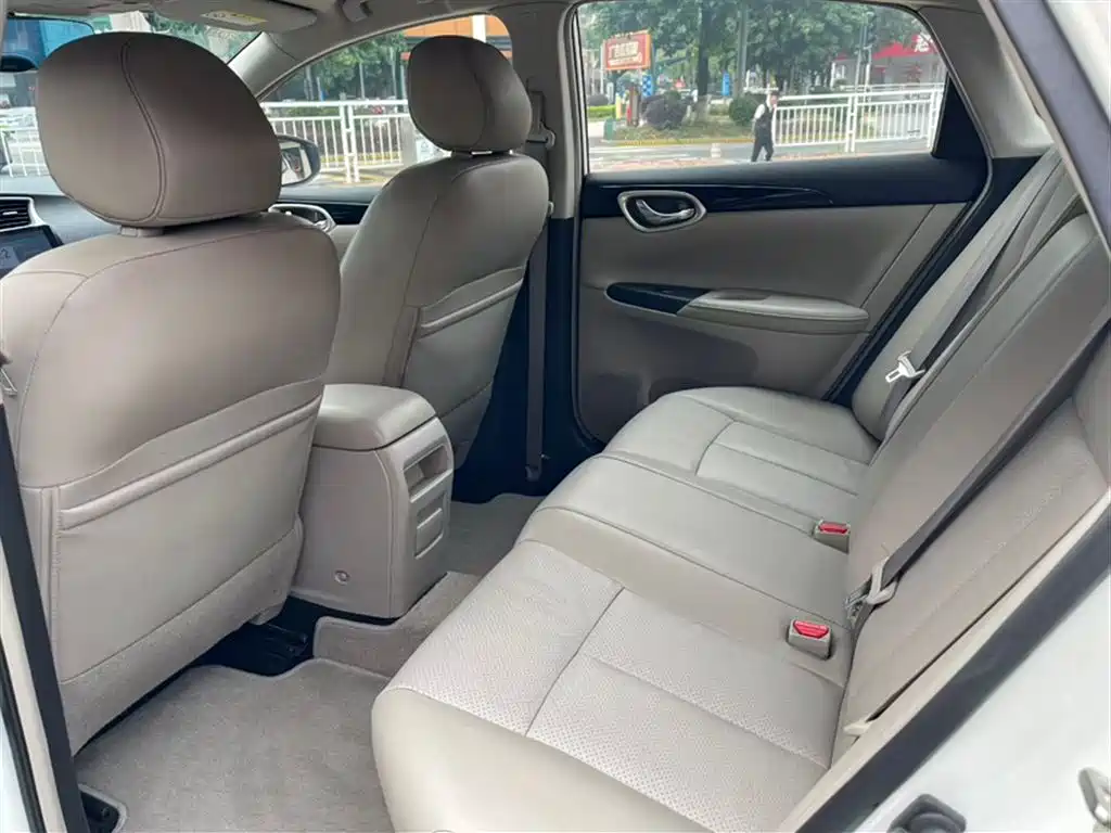 Nissan Sylphy 2016 — фото 14