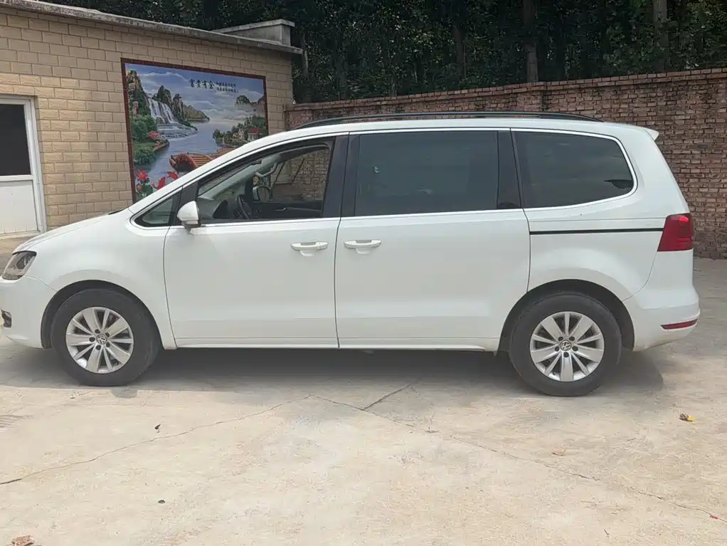 Volkswagen Sharan 2015 — фото 8