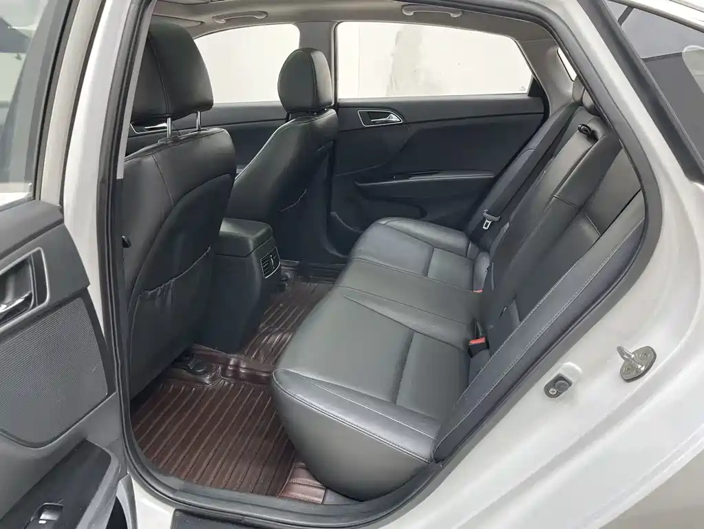 Hyundai Mistra 2016 — фото 10