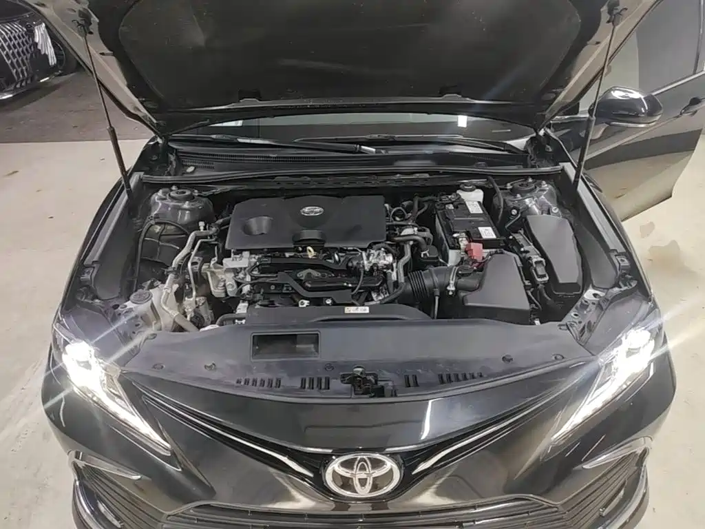 Toyota Camry 2023 — фото 20
