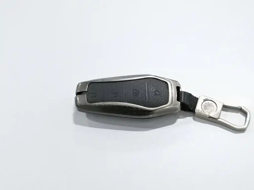 BYD Song L DM-i 2025 — фото 19