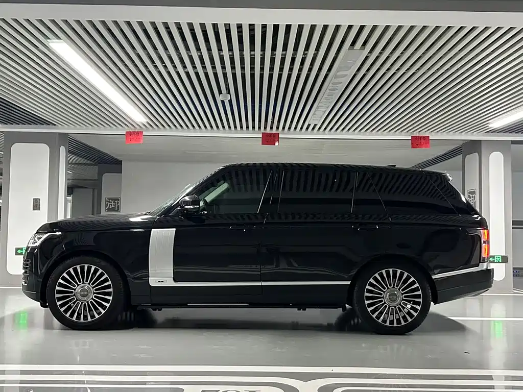 Land Rover Range Rover 2020 — фото 25