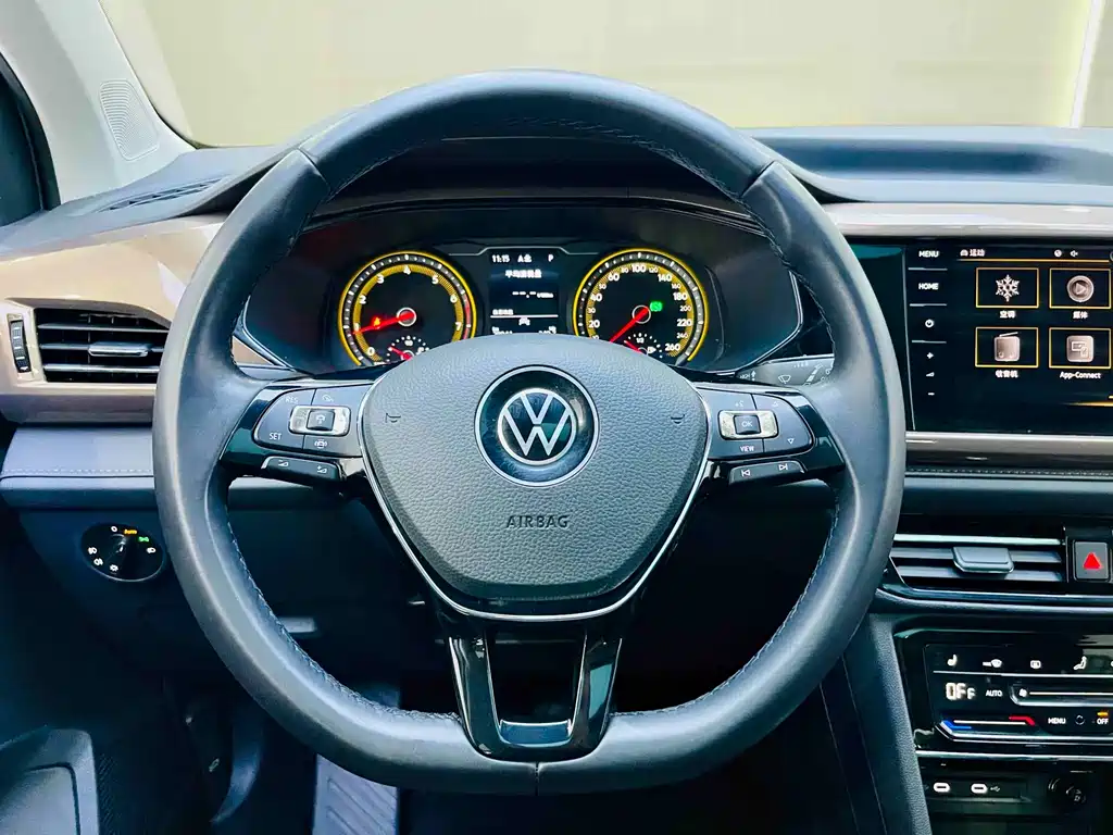 Volkswagen Tharu 2021 — фото 13