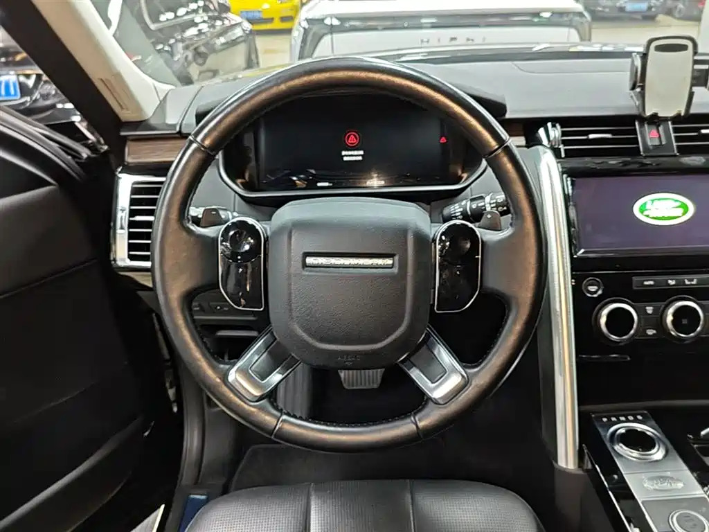Land Rover Discovery 2019 — фото 11