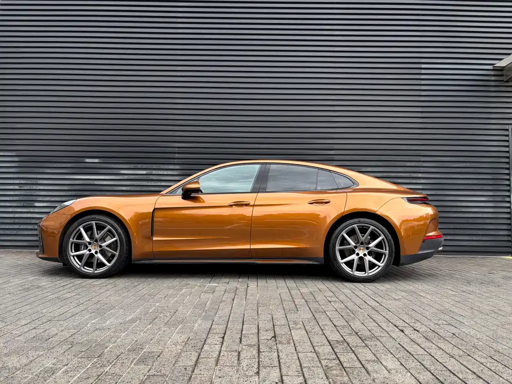 Porsche Panamera 2025 — фото 3