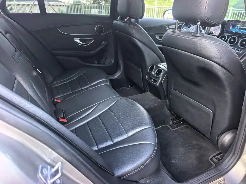 Mercedes-Benz C-Class 2019