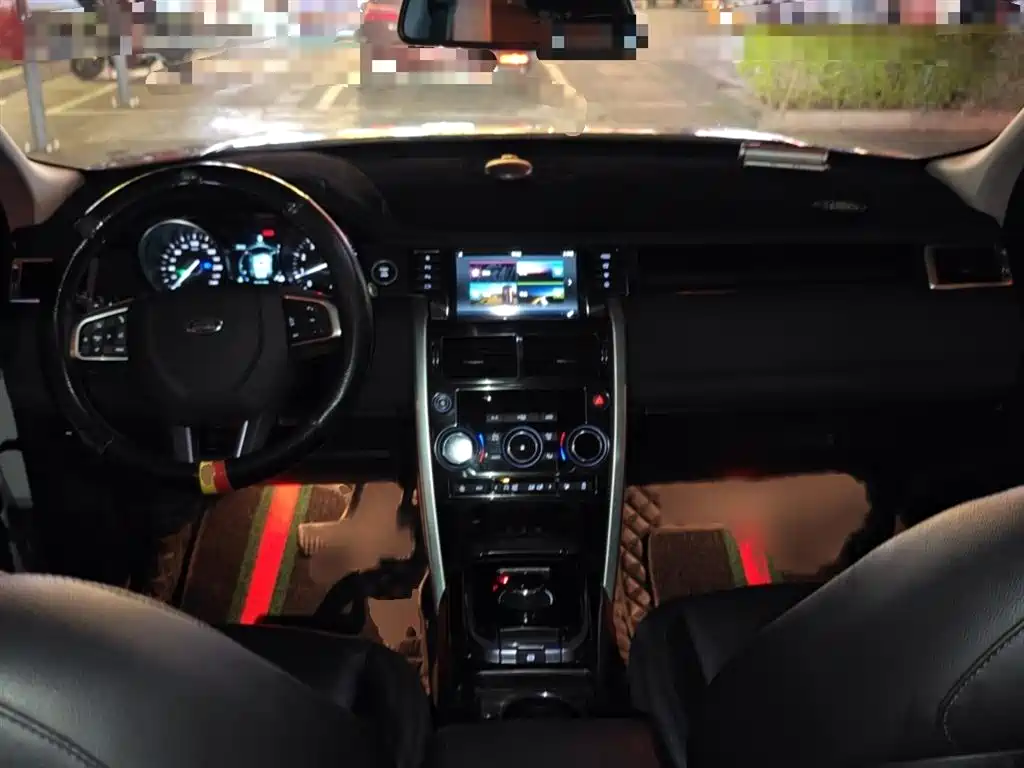 Land Rover Discovery Sport 2019 — фото 12