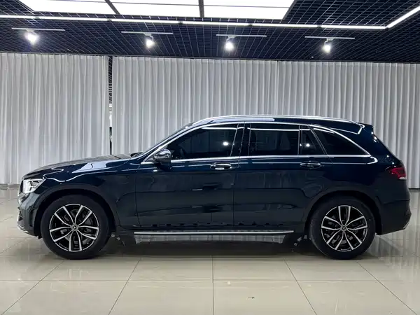 Mercedes-Benz GLC 2021