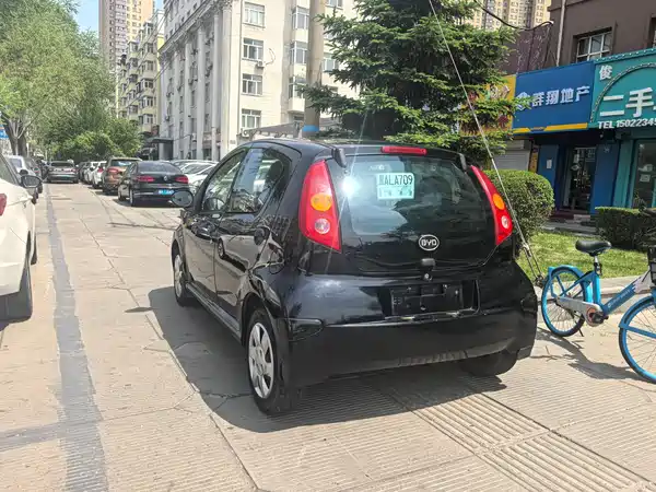 BYD F0 2012