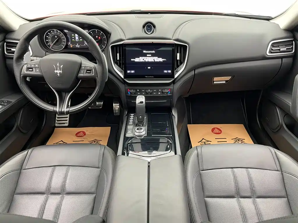 Maserati Ghibli 2026 — фото 34
