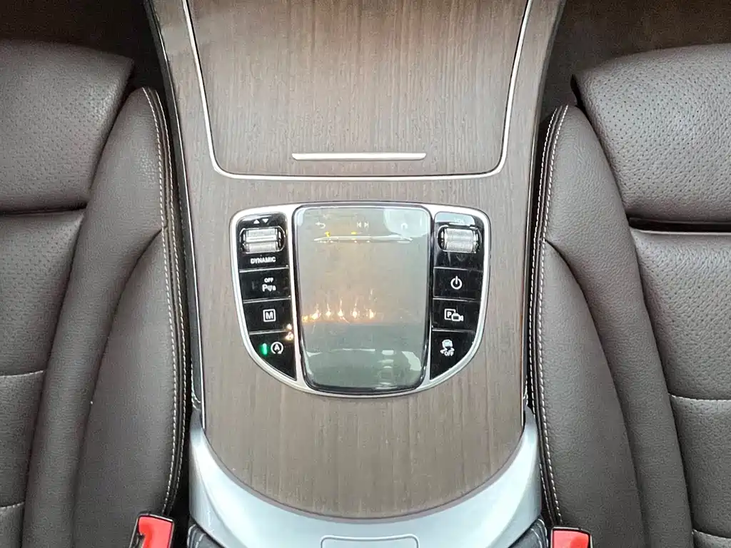Mercedes-Benz GLC 2021 — фото 16