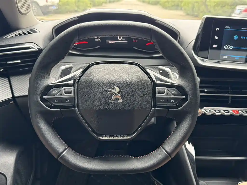 Peugeot 2008 2023