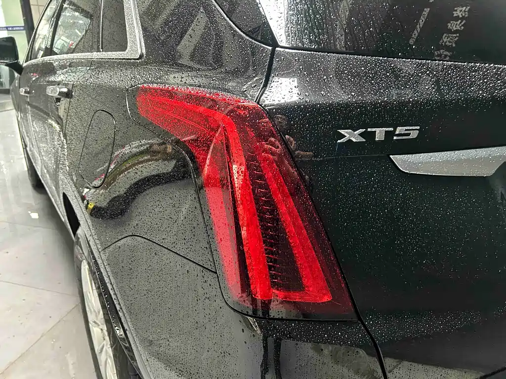 Cadillac XT5 2024 — фото 18