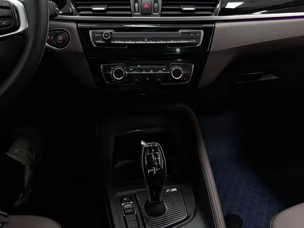 BMW X1 2022 — фото 10