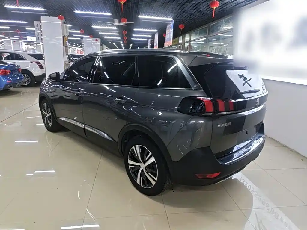 Peugeot 5008 2018 — фото 5